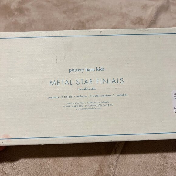 Pottery Barn Kids Finials Red Stars Metal Curtains holders decor bedroom playroo - Picture 7 of 9